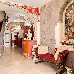 Roma Hotel