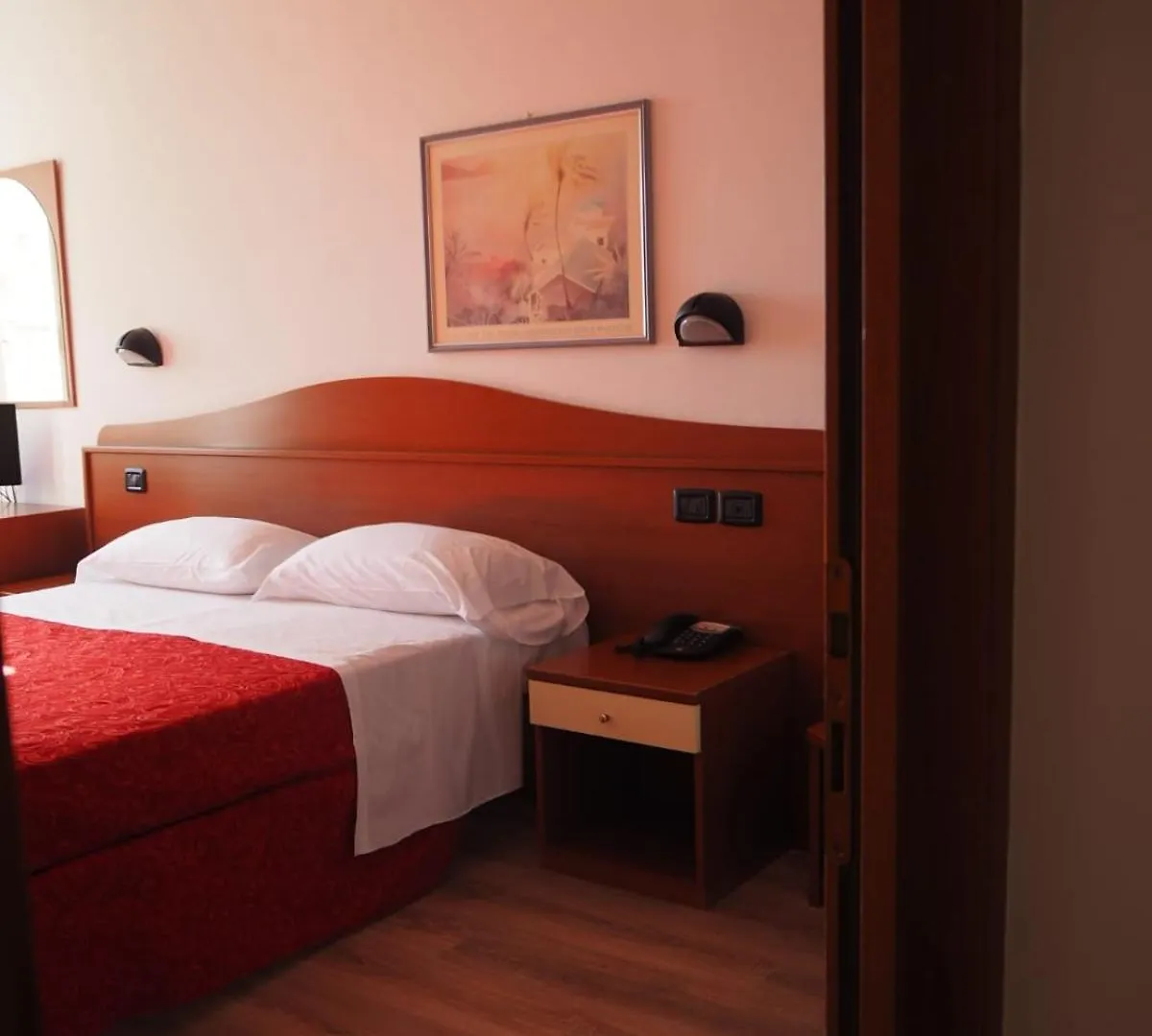Hotel Roma Assisi Italy
